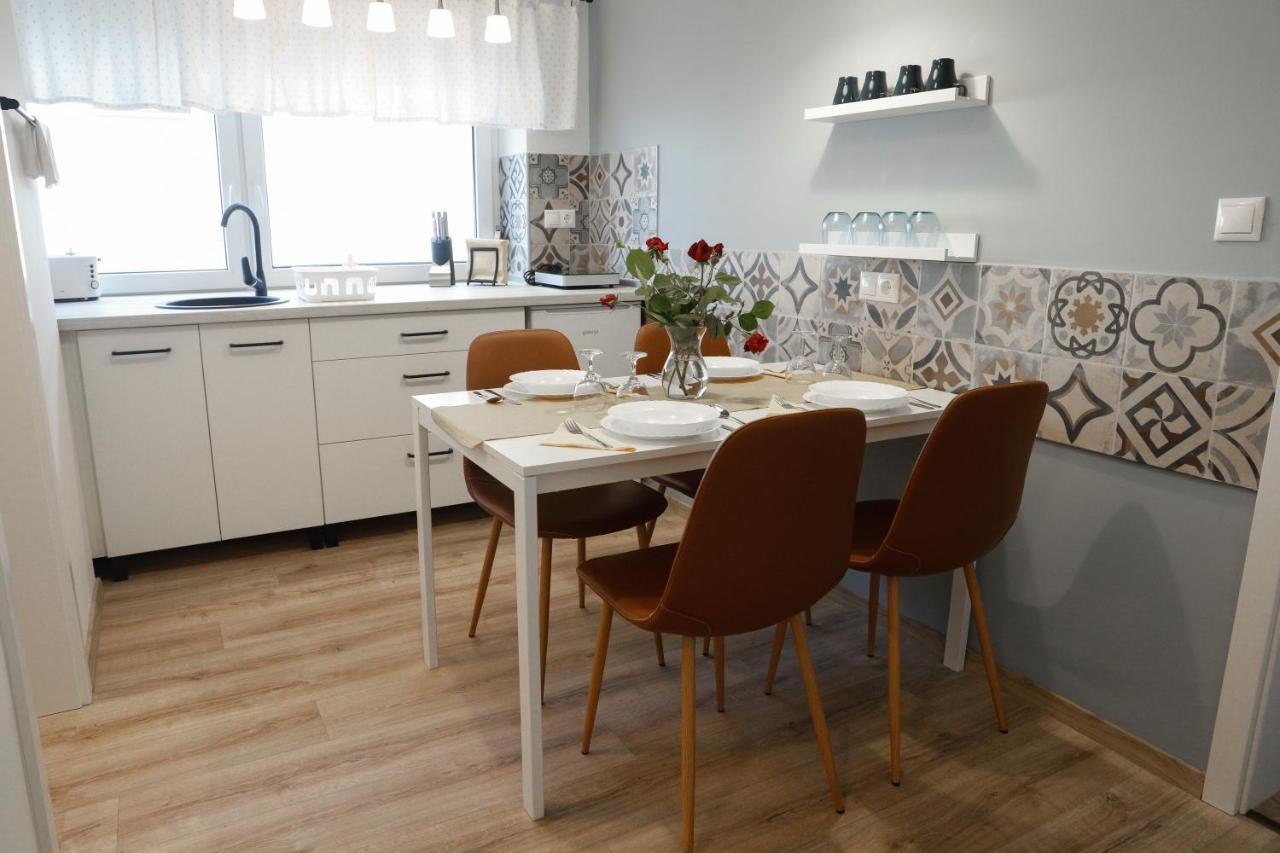 Apartman 3 Комаром Экстерьер фото